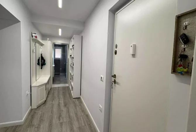 Shtepi me qera Apartament ne Tirane, 2+1, Mobilimi E mobiluar, Pagesa 1,100  Euro.