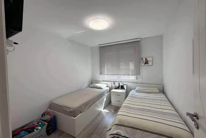 Shtepi me qera Apartament ne Tirane, 2+1, Mobilimi E mobiluar, Pagesa 1,100  Euro.