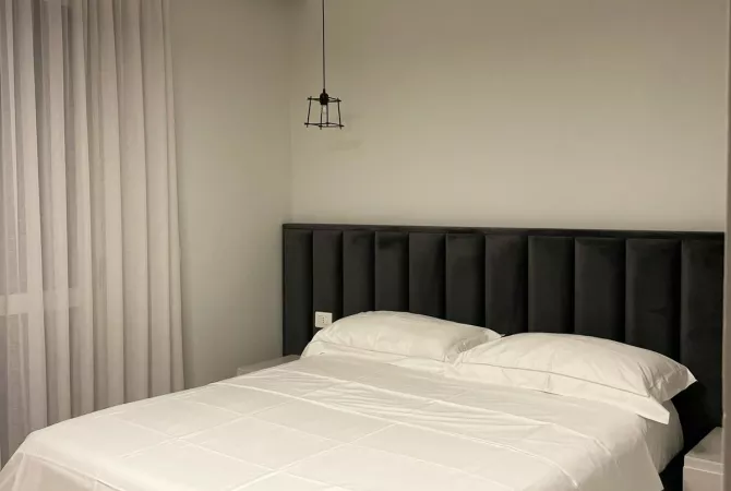 Shtepi me qera Apartament ne Tirane, 1+1, Mobilimi E mobiluar, Pagesa 850  Euro.