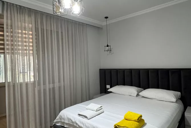 Shtepi me qera Apartament ne Tirane, 1+1, Mobilimi E mobiluar, Pagesa 850  Euro.