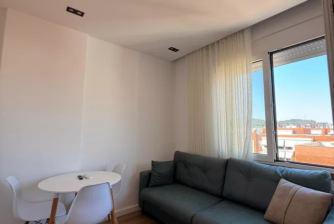 Shtepi me qera 1+1 ne Tirane - 650 Euro