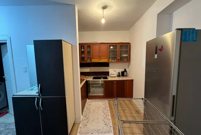 Shtepi ne shitje Apartament ne Tirane, 1+1, Mobilimi E mobiluar, Pagesa 85,000  Euro.