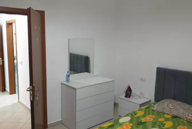 Shtepi me qera 2+1 ne Tirane - 450 Euro