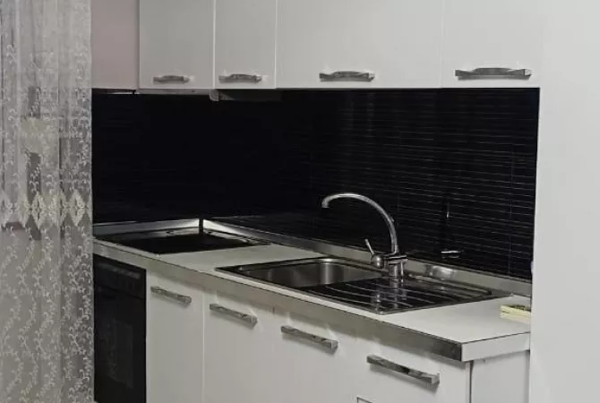 Shtepi me qera 1+1 ne Tirane - 800 Euro