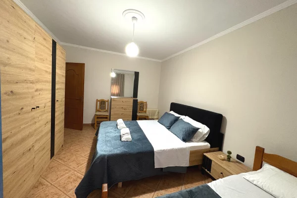 Shtepi me qera Apartament ne Tirane, 1+1, Mobilimi E mobiluar, Pagesa 500  Euro.