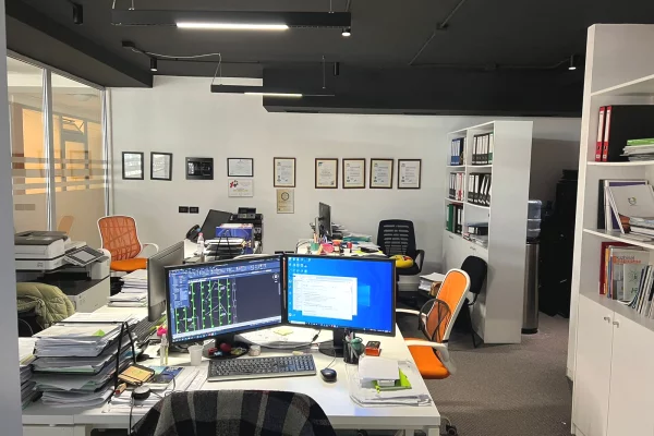 Shtepi me qera 2+1 ne Tirane - 1,100 Euro