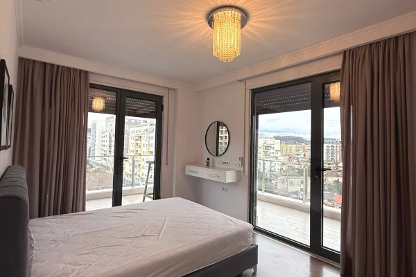 Appartamento in affitto a Tirana 2+1, Arredato