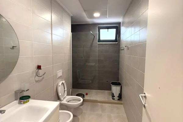 Appartamento in affitto a Tirana 2+1, Arredato