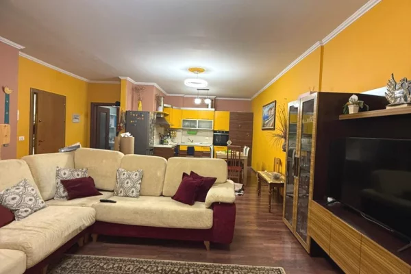 Casa in affitto 2+1 a Tirana - 600 Euro