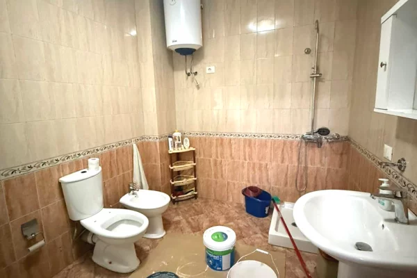 Appartamento in affitto a Tirana 2+1, Arredato