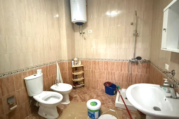 Appartamento in affitto a Tirana 2+1, Arredato