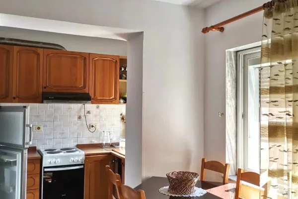 Appartamento in affitto a Tirana 2+1, Arredato