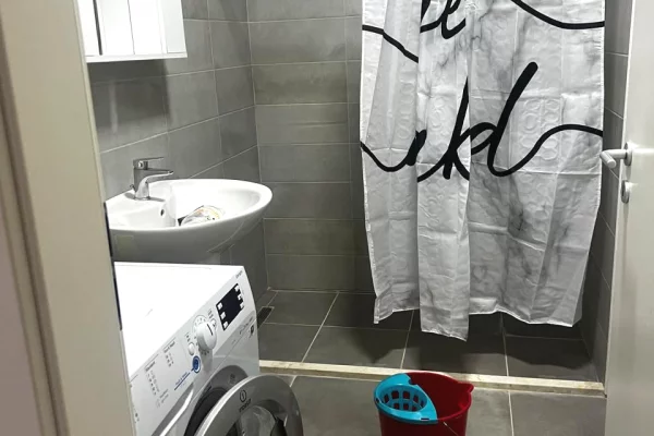 Appartamento in affitto a Tirana 1+1, Arredato