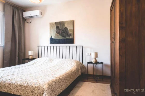 Shtepi me qera Apartament ne Tirane, 1+1, Mobilimi E mobiluar, Pagesa 650  Euro.