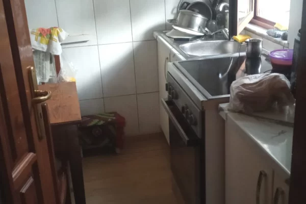 Shtepi me qera Apartament ne Tirane, 2+1, Mobilimi E mobiluar, Pagesa 450  Euro.