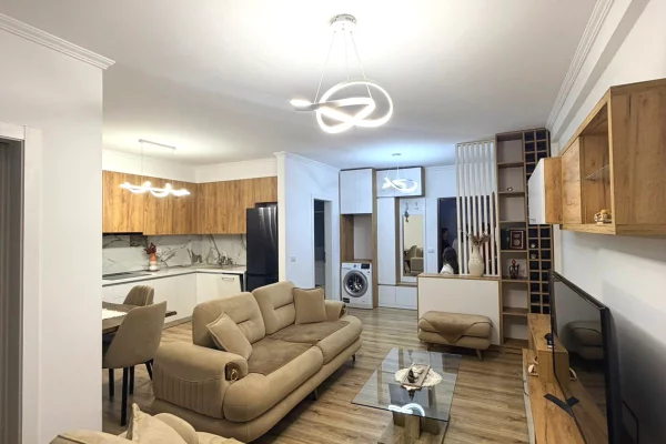 Shtepi me qera 1+1 ne Tirane - 500 Euro