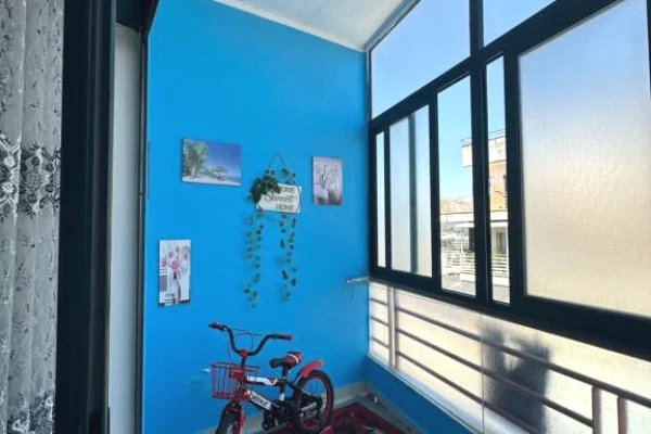 Shtepi me qera Apartament ne Tirane, 2+1, Mobilimi E mobiluar, Pagesa 85,000  Euro.