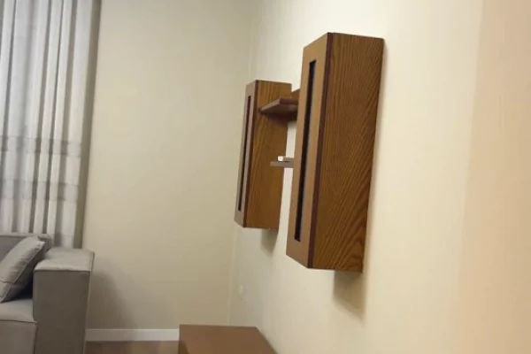 Shtepi me qera Apartament ne Tirane, 2+1, Mobilimi E mobiluar, Pagesa 600  Euro.