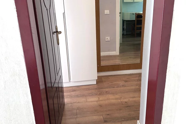 Shtepi me qera Apartament ne Tirane, 2+1, Mobilimi E mobiluar, Pagesa 140,000  Euro.