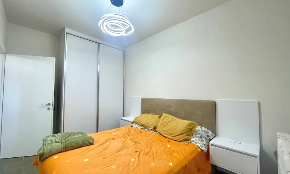 Appartamento in affitto a Tirana 1+1, Arredato