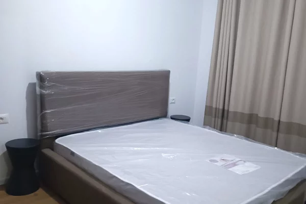 Shtepi me qera 1+1 ne Tirane - 450 Euro