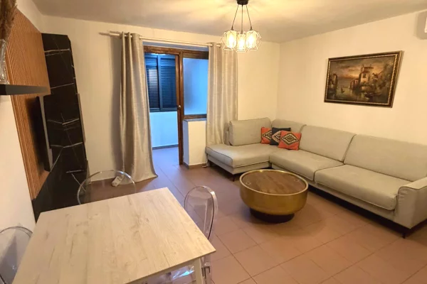 Shtepi me qera Apartament ne Tirane, 2+1, Mobilimi E mobiluar, Pagesa 600  Euro.
