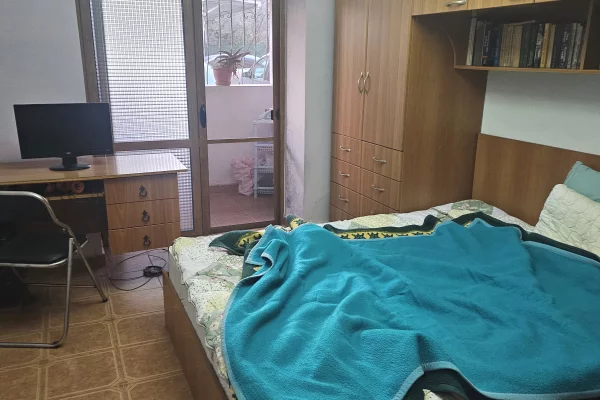 JEPET ME QIRA 1+1 TEK IRFAN TOMINI 