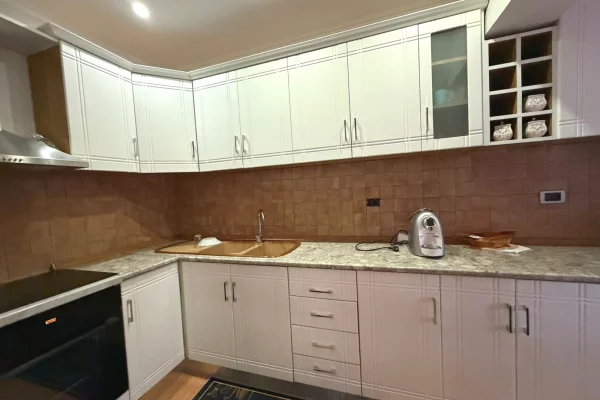 Apartment for rent in Tirana 2+1, Furnished