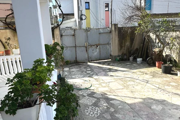 Private house for rent in Tirana 2+1, Furnished