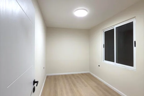 Apartment for sale in Tirana 3+1, Emty