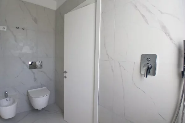 Appartamento in affitto a Tirana 2+1, Arredato