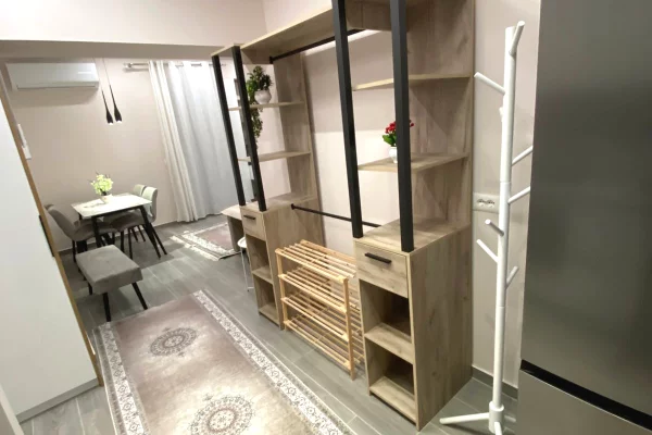 JEPET ME QIRA 1+1 NE BLLOK