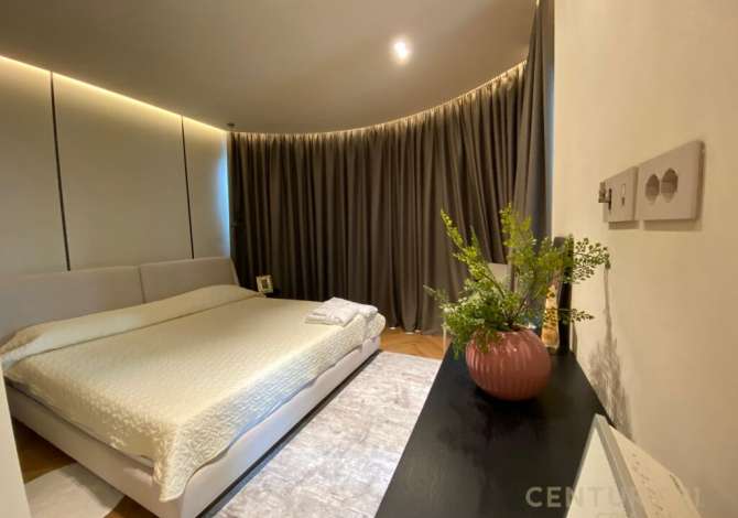 Shtepi me qera 3+1 ne Tirane - 3,000 Euro
