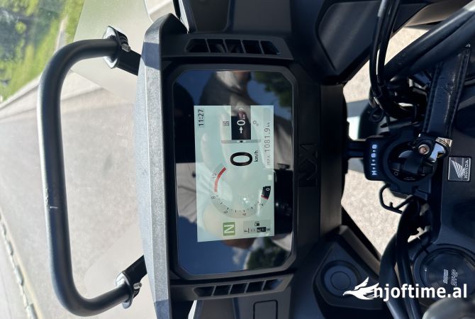 Shitet Honda NX 500 viti 2024