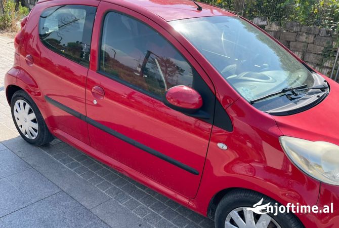 Makina ne shitje ne Tirane, Peugeot, 2007 gasoline-gas,Kambio Automatik Pagesa 2,700  Euro.
