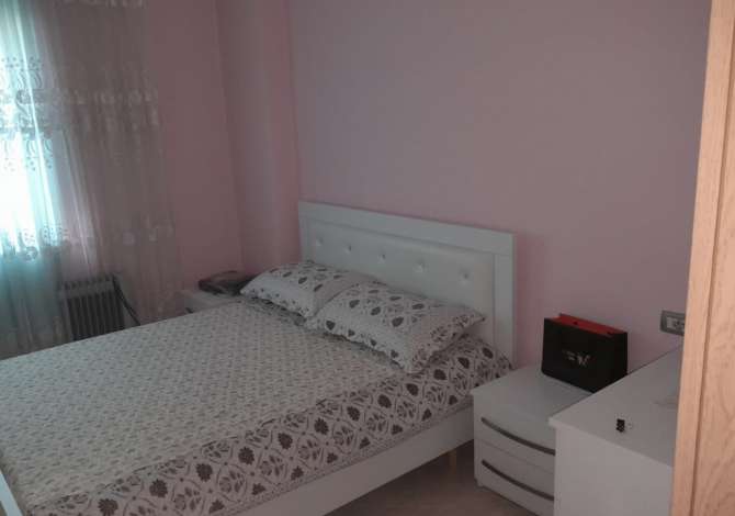 Shtepi me qera 1+1 ne Tirane - 32,000 Leke
