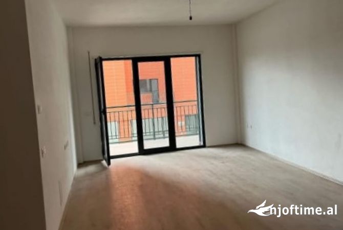 Shtepi me qera 1+1 ne Tirane - 400 Euro