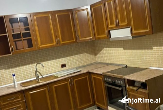 Shtepi me qera 2+1 ne Tirane - 45,000 Leke