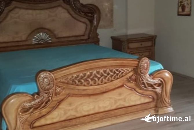 Shtepi me qera 2+1 ne Tirane - 450 Euro