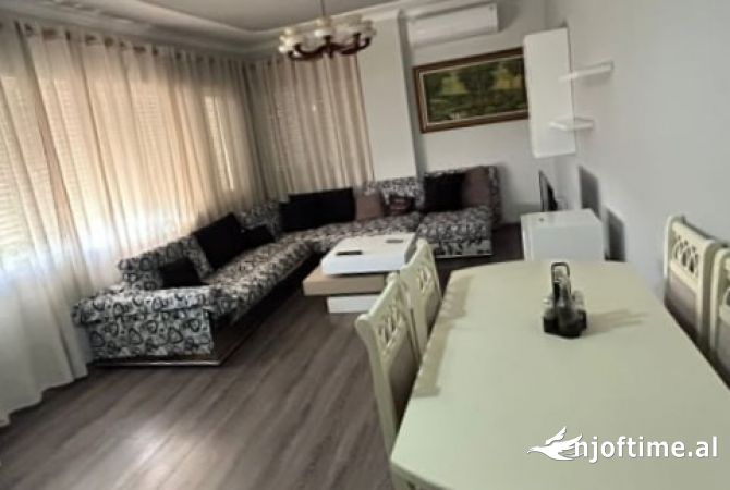 Shtepi me qera 2+1 ne Tirane - 450 Euro