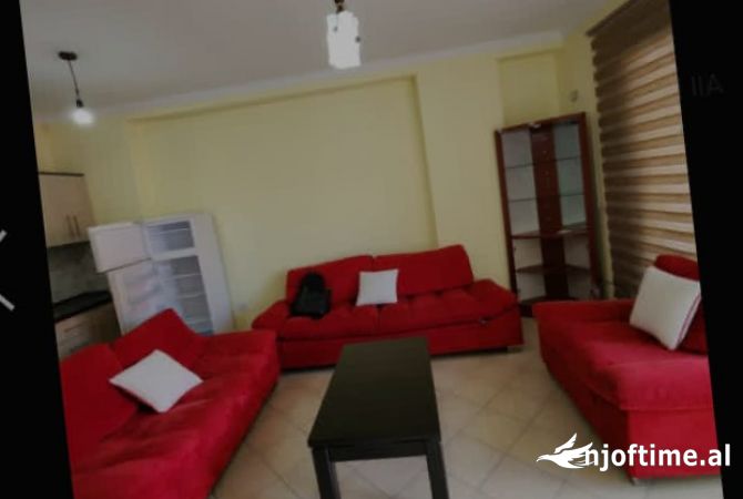 Shtepi me qera 1+1 ne Tirane - 30,000 Leke