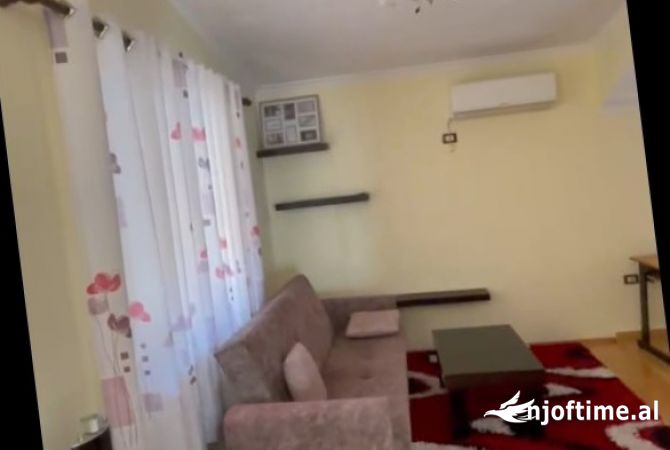 Shtepi me qera 2+1 ne Tirane - 400 Euro