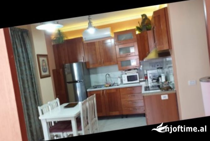 Shtepi me qera 2+1 ne Tirane - 450 Euro