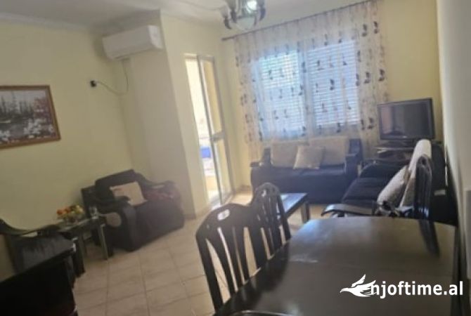 Shtepi me qera 2+1 ne Tirane - 600 Euro