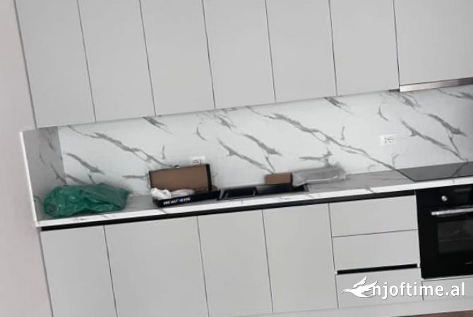 Shtepi me qera 2+1 ne Tirane - 600 Euro