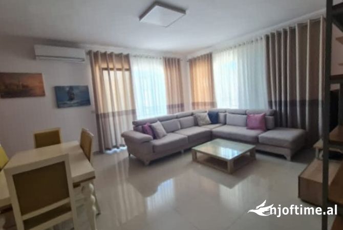 Shtepi me qera 3+1 ne Tirane - 800 Euro