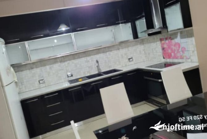 Shtepi me qera 1+1 ne Tirane - 400 Euro