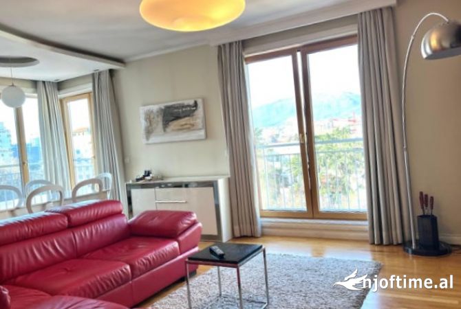 Shtepi me qera 2+1 ne Tirane - 1,800 Euro