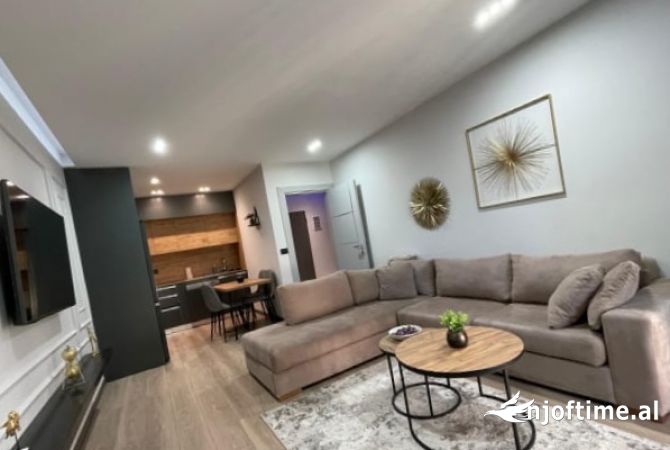Shtepi me qera 1+1 ne Tirane - 1,000 Euro