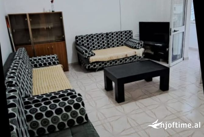 Shtepi me qera 2+1 ne Tirane - 45,000 Leke